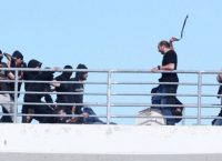 Χειροκροτήστε τους δολοφόνους!