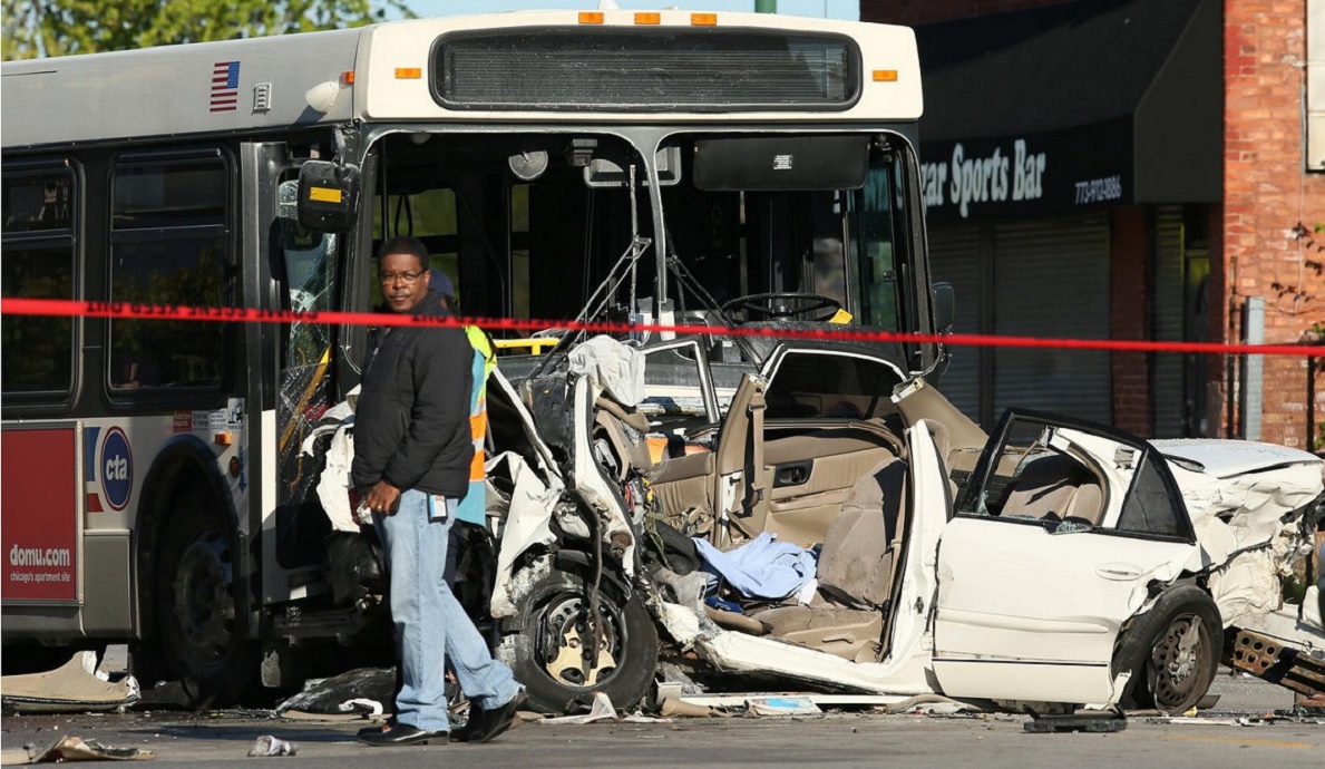 Τέσσερις νεκροί στο Σικάγο – Σε σύγκρουση οχημάτων