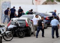 Έληξε η ομηρία στον ΟΚΑΝΑ Χανίων – Παραδόθηκε ο οπλισμένος δράστης (pics & vids)