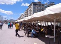 Απλήρωτους λογαριασμούς άφησαν οι οπαδοί ΠΑΟΚ και ΑΕΚ στον Βόλο