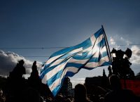 Die Welt: Έξοδος στις αγορές χωρίς βιώσιμο χρέος για την Ελλάδα