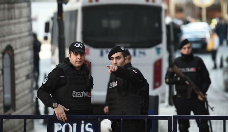 Υπό κράτηση ο αρχισυντάκτης της ιστοσελίδας Cumhuriyet