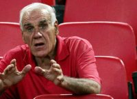 Αλέφαντος: ”Αυτή είναι η καλύτερη 11άδα του Ολυμπιακού”