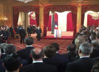 Επίσημα πρόεδρος της Γαλλίας o Mακρόν (pics)