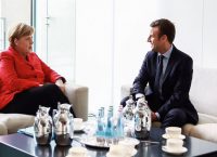 Μέρκελ: Η Γερμανία πρέπει να βοηθήσει τον Μακρόν να επιτύχει