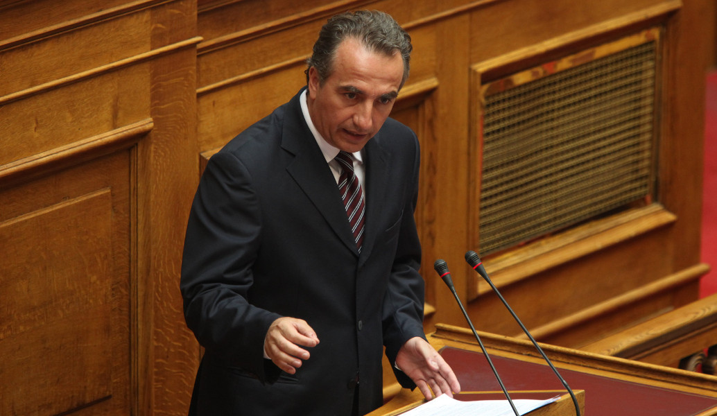 Καλαφάτης: Η κυβέρνηση κάηκε στο Μάτι και παραδόθηκε στα Σκόπια