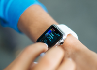 Νέο Apple Watch με δυνατότητα παρακολούθησης των επιπέδων της γλυκόζης