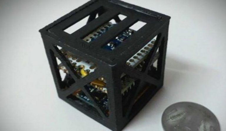KalamSat: Ο “ελαφρύτερος δορυφόρος” του κόσμου