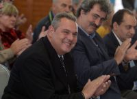 Ερώτηση από τη ΝΔ για “παραβίαση κανόνων πτήσεων” από τον Π. Καμμένο