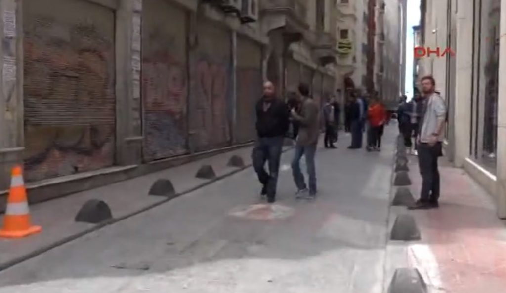 Χούλιγκανς της Φενέρ μαχαίρωσαν οπαδούς του Ολυμπιακού στην Πόλη (pics & vid)