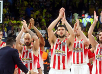 Έτσι το πανηγύρισε ο Ολυμπιακός! (vid)