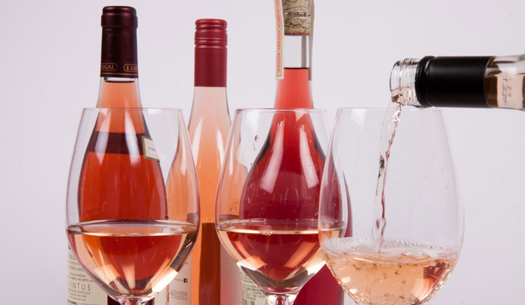 Drink Pink: Μία έκθεση αφιερωμένη 100% στα ροζέ κρασιά