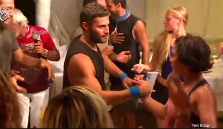 Survivor: Η Τουρκάλα παίκτρια ερωτεύτηκε τον Κωνσταντίνο Βασάλο (vid)