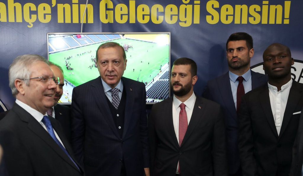 Έτοιμος για τον τελικό του Final Four o Ερντογάν – Φήμες θέλουν να πηγαίνει στο γήπεδο