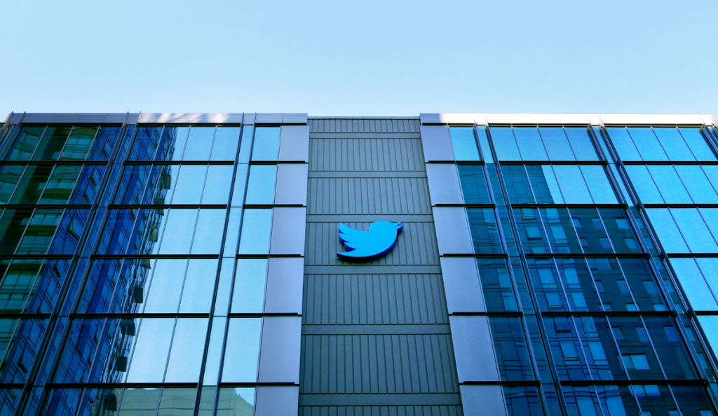 Twitter: Κέρδη για πρώτη φορά στην ιστορία του