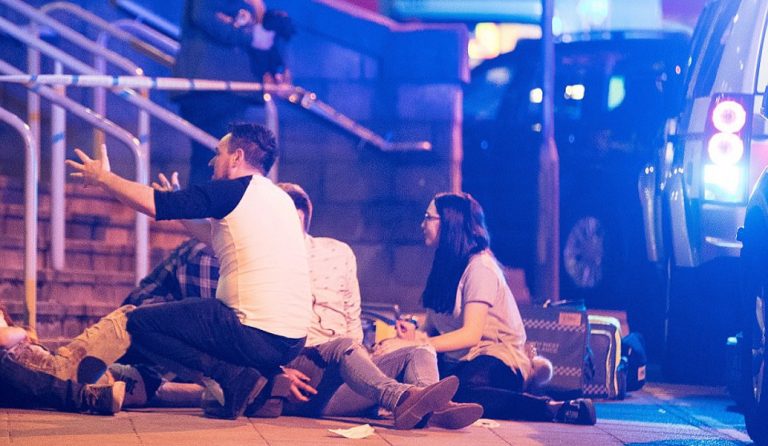 Επίθεση Μάντσεστερ: 20 άτομα σε κρίσιμη κατάσταση