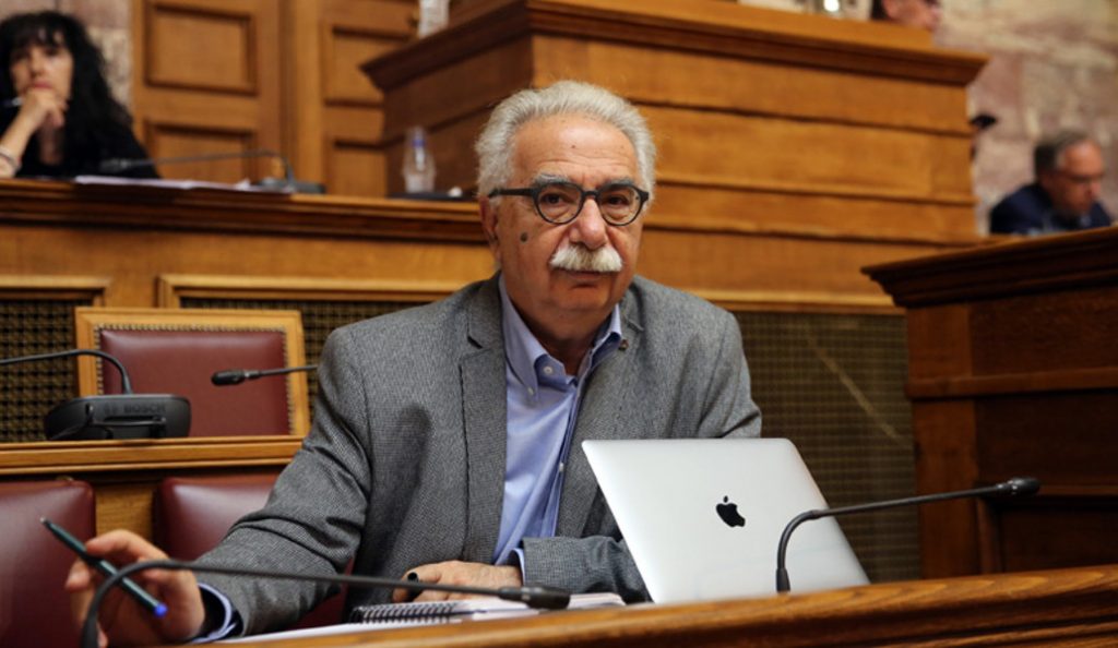 Κώστας Γαβρόγλου: Ο Κυριάκος Μητσοτάκης προσπαθεί να γελοιοποιήσει την εκπαίδευση