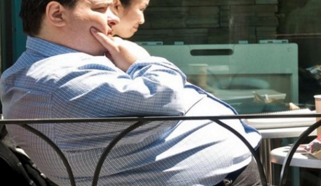 Oι παχύσαρκοι άνθρωποι αντιμετωπίζουν μεγαλύτερο καρδιαγγειακό κίνδυνο