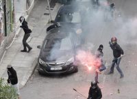 Επεισόδια στις φοιτητικές εκλογές: Μολότοφ στο Παιδαγωγικό Αθηνών (pics & vids)