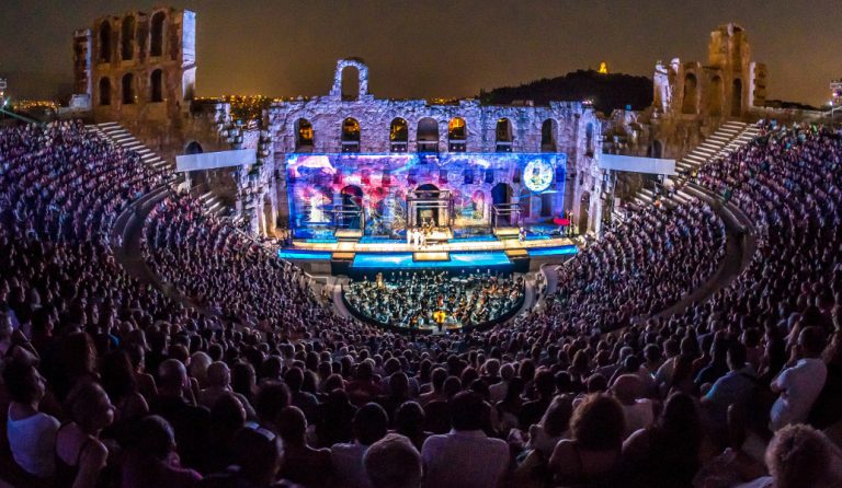 1.500 δωρεάν θέσεις για ανέργους στη γενική δοκιμή της “Μαντάμα Μπαττερφλάι”