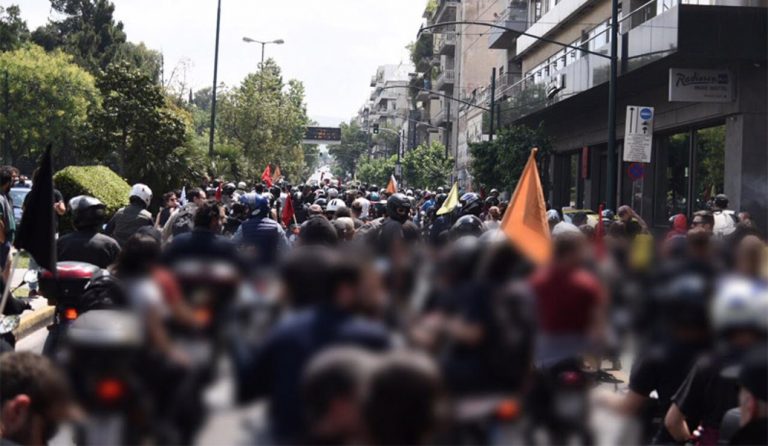 Γέμισε ντελιβεράδες το κέντρο της Αθήνας (pics)