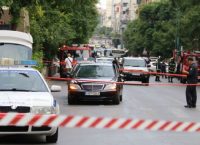 Ο Παπαδήμος ήταν στόχος, αλλά του μείωσαν τη φρουρά – Βρισκόταν στη “λίστα Ρούπα”