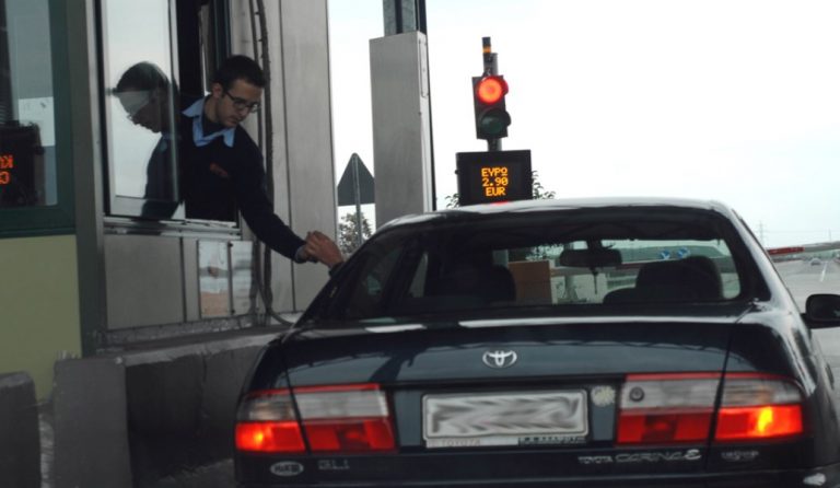 Συγκέντρωση διαμαρτυρίας για τα διόδια σε Άγιο Στέφανο και Βαρυμπόμπη