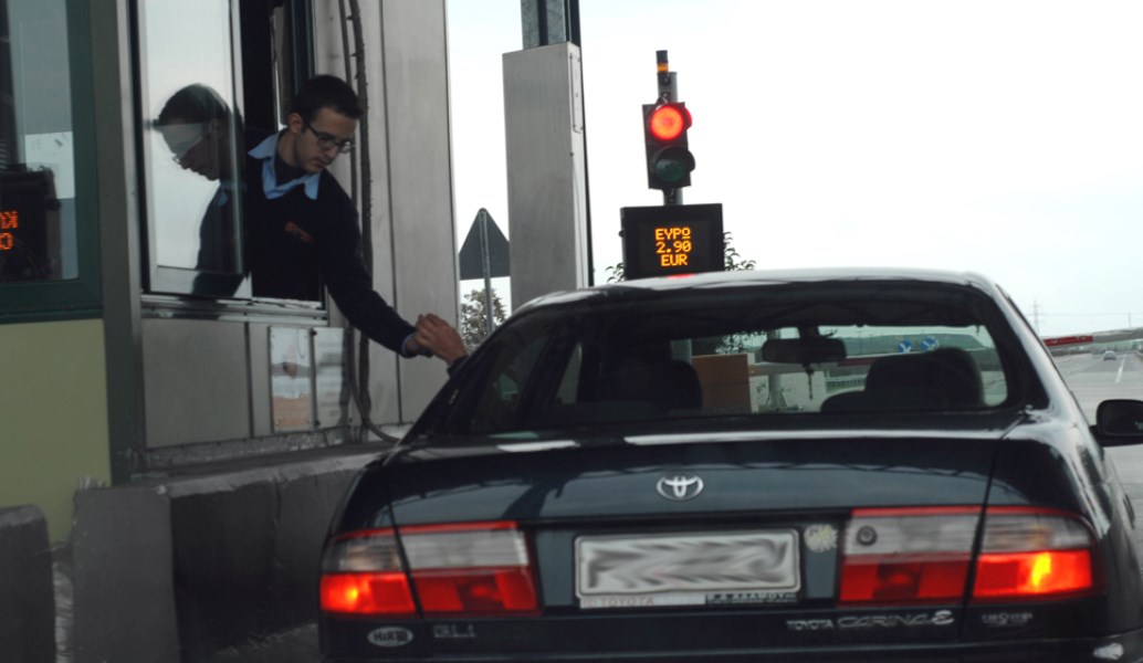 Συγκέντρωση διαμαρτυρίας για τα διόδια σε Άγιο Στέφανο και Βαρυμπόμπη