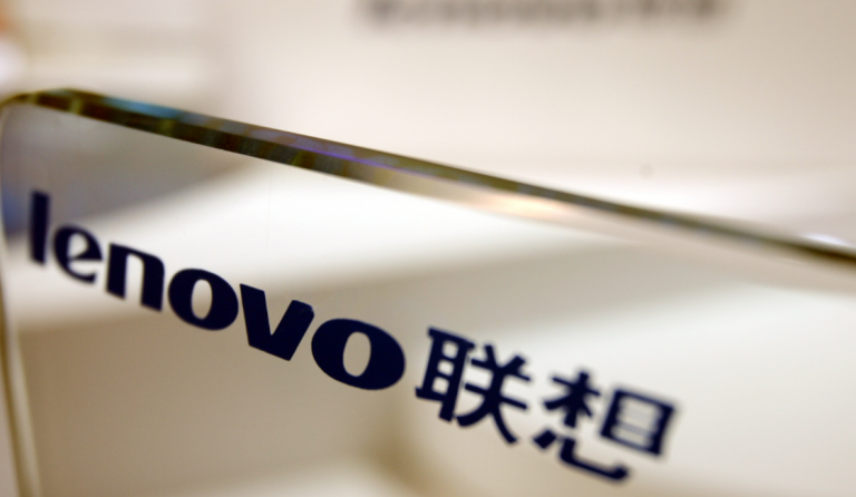 Lenovo: Τέλος στα σενάρια για κατάργηση των smartphones της