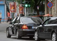 Φρουρός Παπαδήμου: Ο έλεγχος του φακέλου έγινε στη Βουλή – Το διαψεύδει η υπηρεσία ασφαλείας