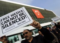 Τουρκία: Συλλήψεις εργαζομένων σε αντιπολιτευτική εφημερίδα