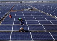 Σε λειτουργία η μεγαλύτερη πλωτή μονάδα ηλιακής ενέργειας στον κόσμο