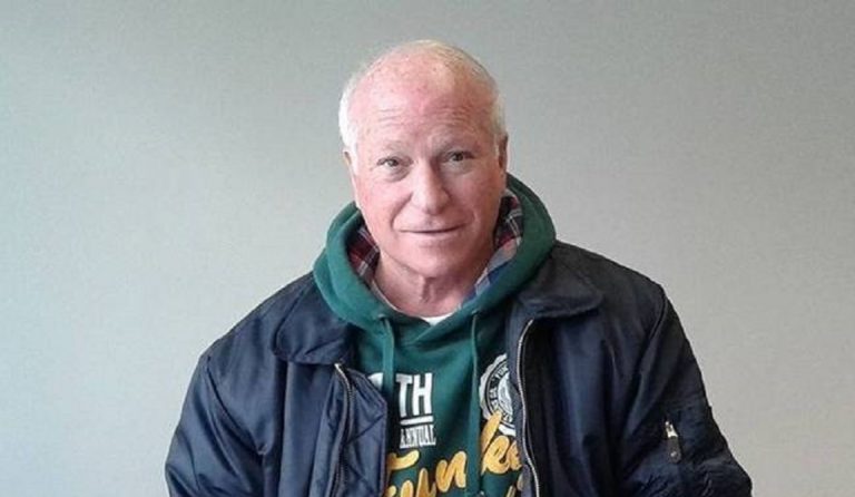 Συνελήφθη ο δημοσιογράφος, Γιώργος Φιλλιπάκης που ευχήθηκε “βόμβα στα πόδια του Στουρνάρα”