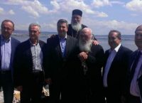 Ο Αρχιεπίσκοπος Ιερώνυμος στη λίμνη Καλοχωρίου