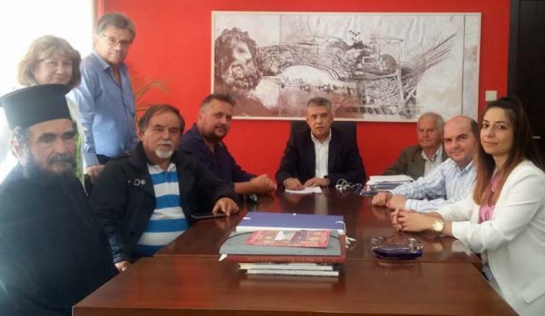Συνάντηση με κατοίκους της Δολίχης είχε ο Αγοραστός
