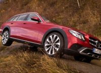 Mercedes-Benz E-Class All Terrain: Για το αλώνι και το σαλόνι