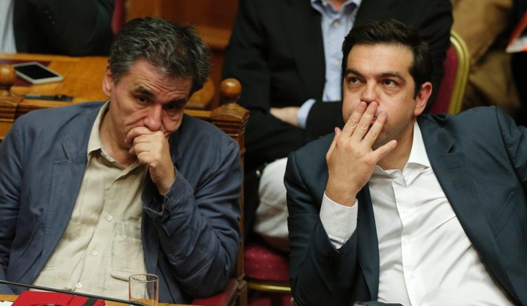 Τα πέντε ερωτήματα που θέτει η “Le Figaro” εν όψει Eurogroup
