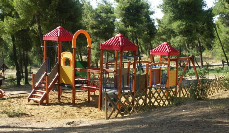 Με τρίμηνες συμβάσεις θα προσληφθούν 555 άτομα για τις κρατικές κατασκηνώσεις