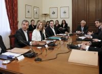Σενάρια εθνικής συνεννόησης αν συνεχιστεί το αδιέξοδο για το χρέος