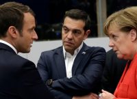 Handelsblatt: Η μόνη λύση του Τσίπρα είναι ο… Μακρόν