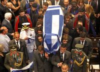Το ύστατο χαίρε στον Κωνσταντίνο Μητσοτάκη (pics & vid)