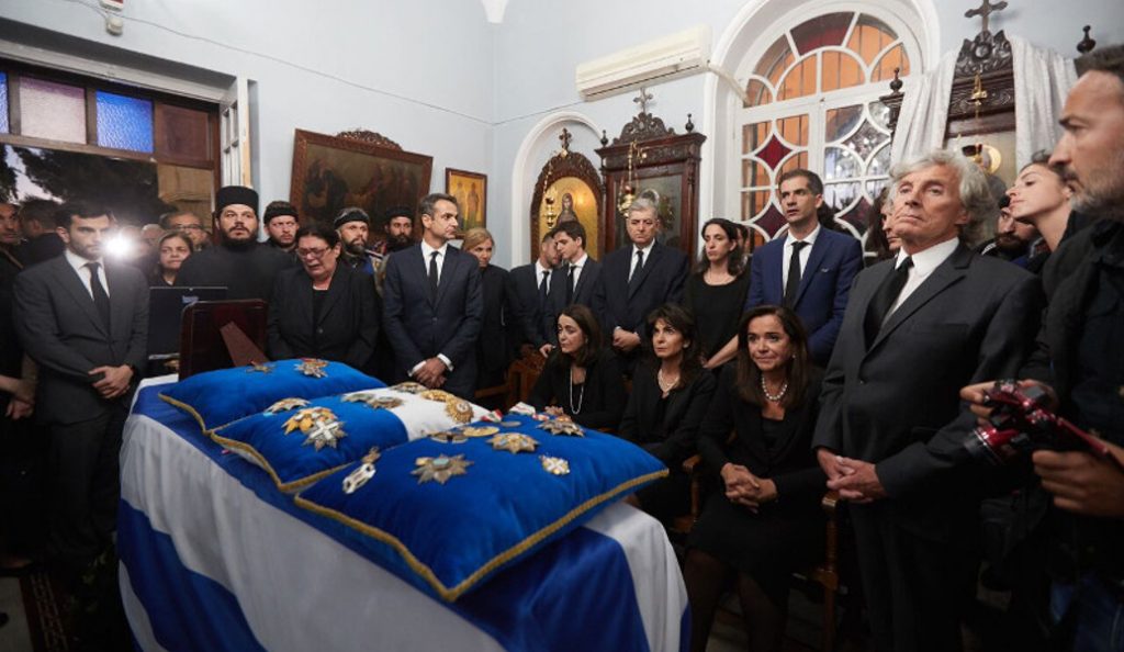 Σήμερα η ταφή του Κωνσταντίνου Μητσοτάκη στα Χανιά – Σε λαϊκό προσκύνημα η σορός του (pics & vid)