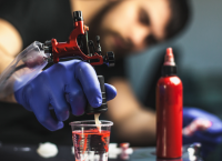 Τραγικό τέλος για 31χρονο – Πέθανε από μόλυνση στο τατουάζ