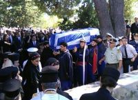 Mε το ριζίτικο “Σε ψηλό βουνό” αποχαιρετά η Κρήτη τον Κωνσταντίνο Μητσοτσάκη