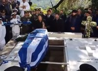 Η Κρήτη αποχαιρέτησε τον Κωνσταντίνο Μητσοτάκη με μπαλωθιές και ριζίτικα