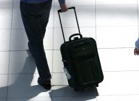 To λάθος του Κώστα Καζάκου To λάθος του Κώστα Καζάκου