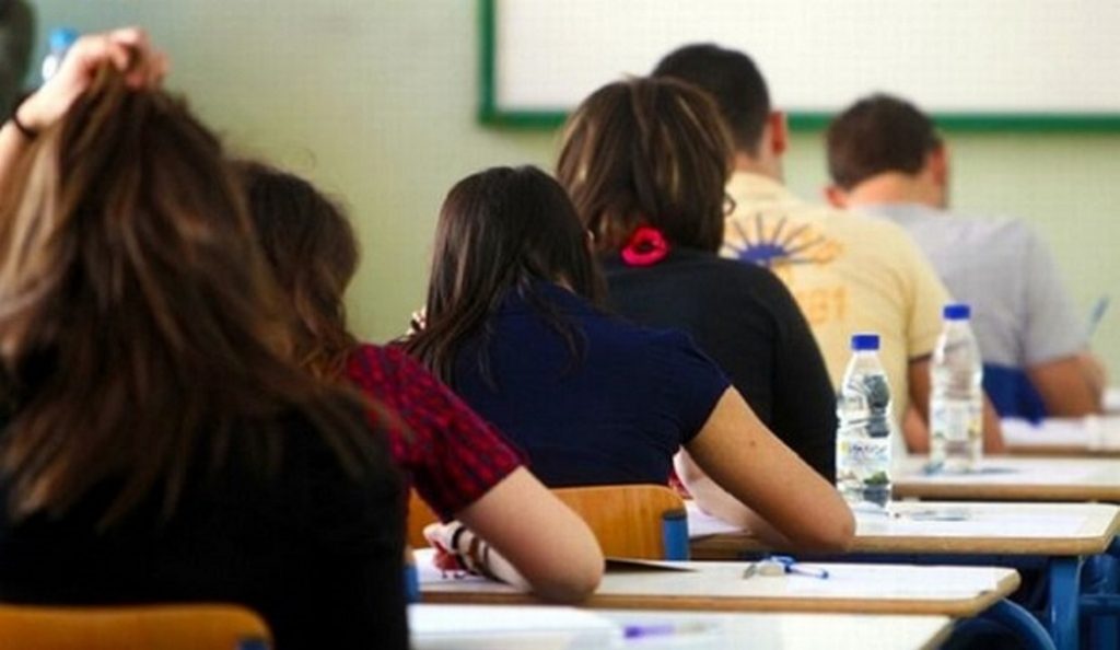 Πανελλαδικές 2017: Τα θέματα που έπεσαν σε Αρχαία και Μαθηματικά