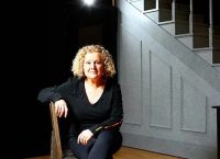 Νάντια Τασοπούλου: Η πολυβραβευμένη Ελληνίδα σκηνοθέτης που εκπροσωπεί επάξια την 7η τέχνη παγκοσμίως