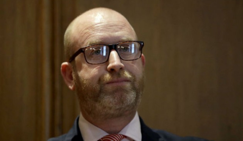 Παραιτείται ο αρχηγός του UKIP Πολ Νάταλ