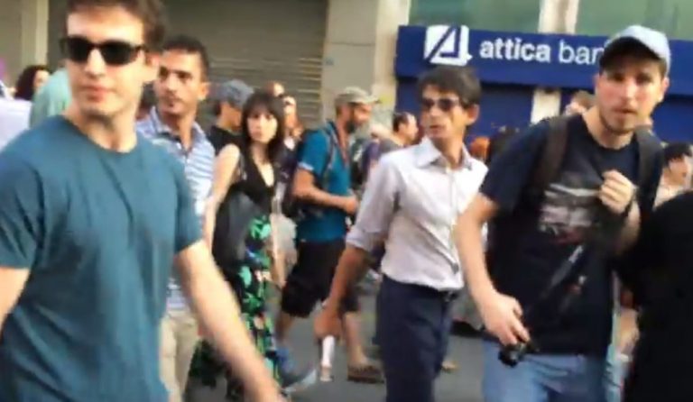 Athens Pride 2017: Έδιωξαν μπλόκο αστυνομικών και του ΣΥΡΙΖΑ